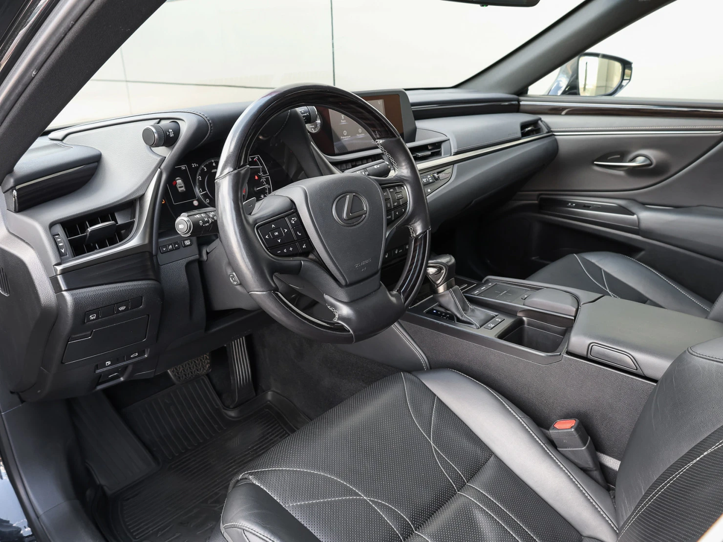 Lexus ES, 2018