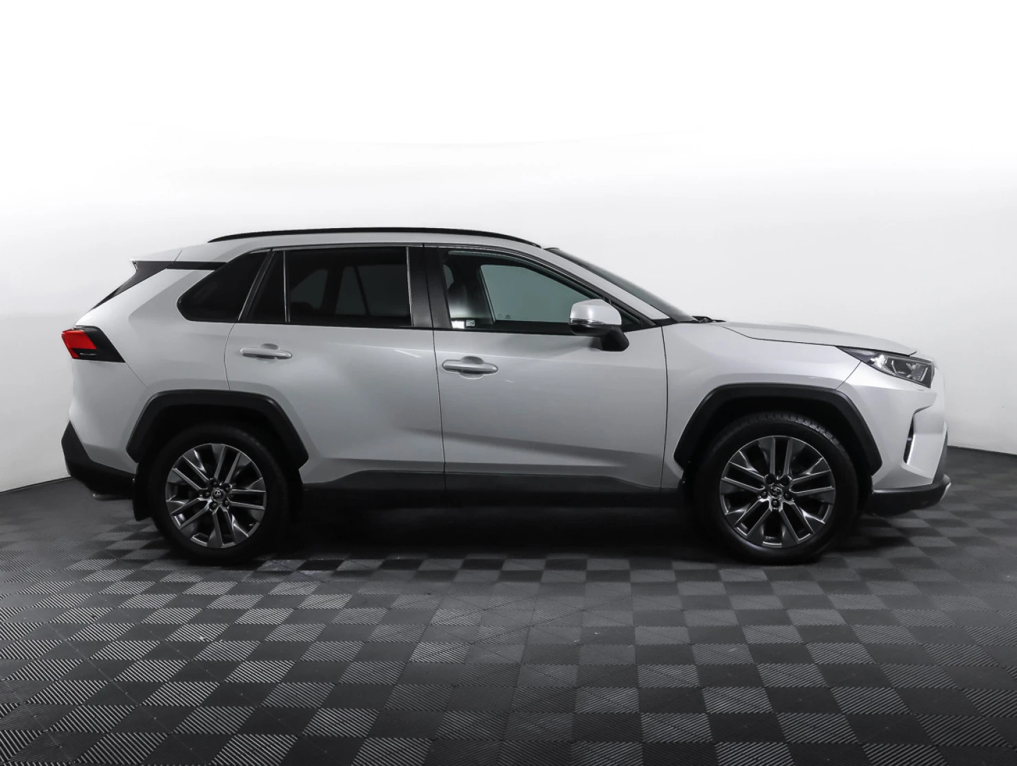 Toyota RAV4, 2021