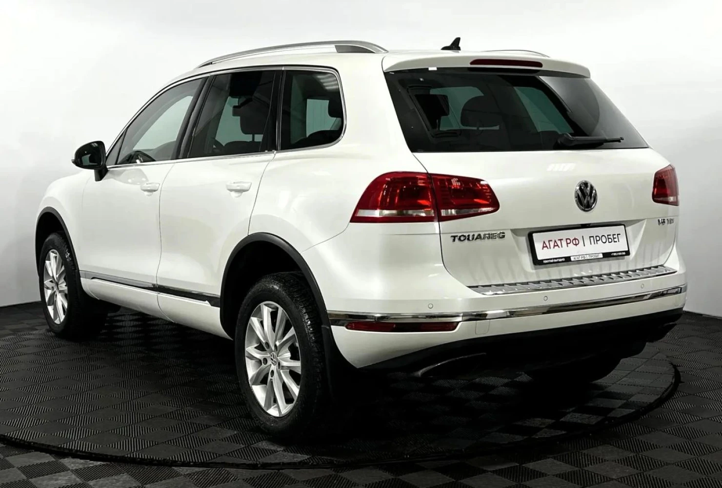Volkswagen Touareg, 2015
