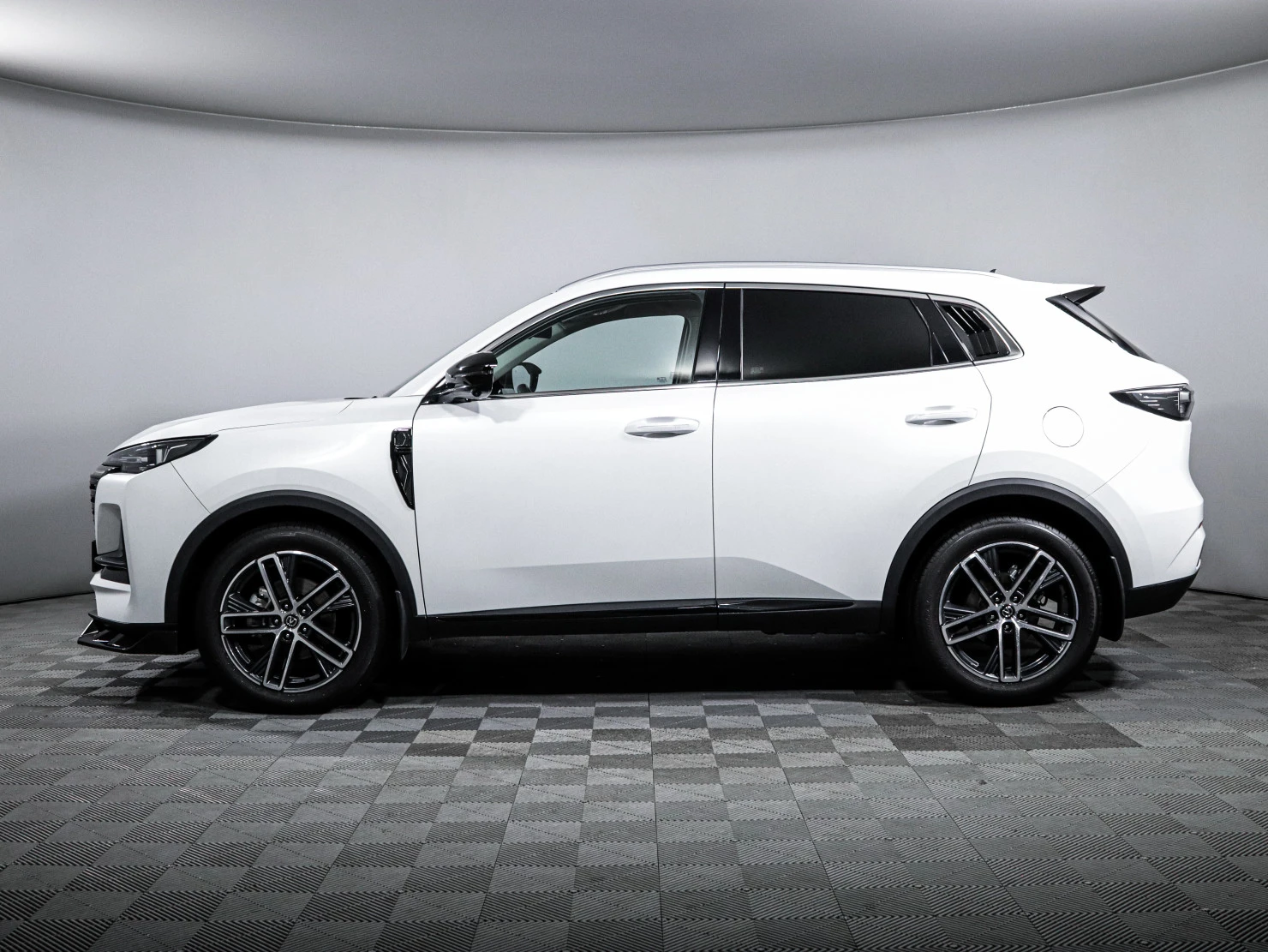 Changan UNI-S, 2024