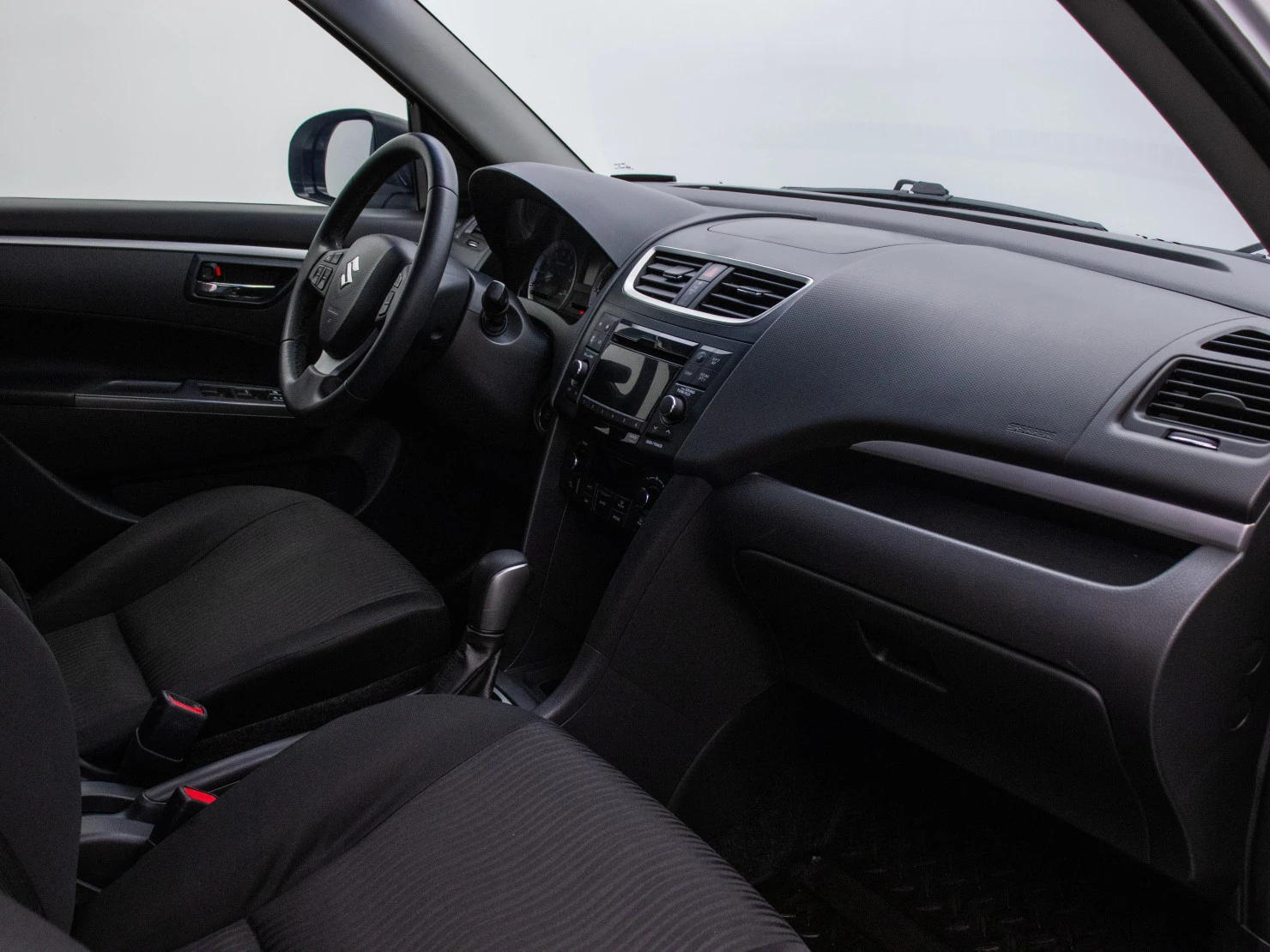 Suzuki Swift, 2011