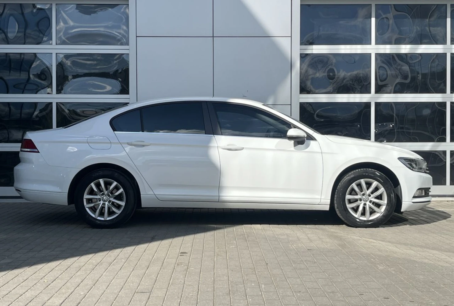 Volkswagen Passat, 2015