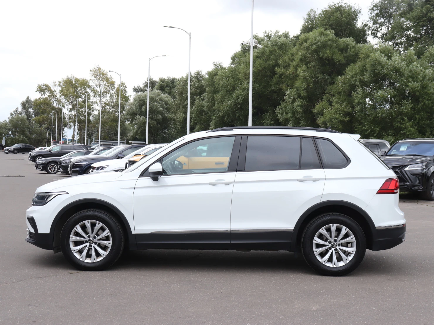 Volkswagen Tiguan, 2022