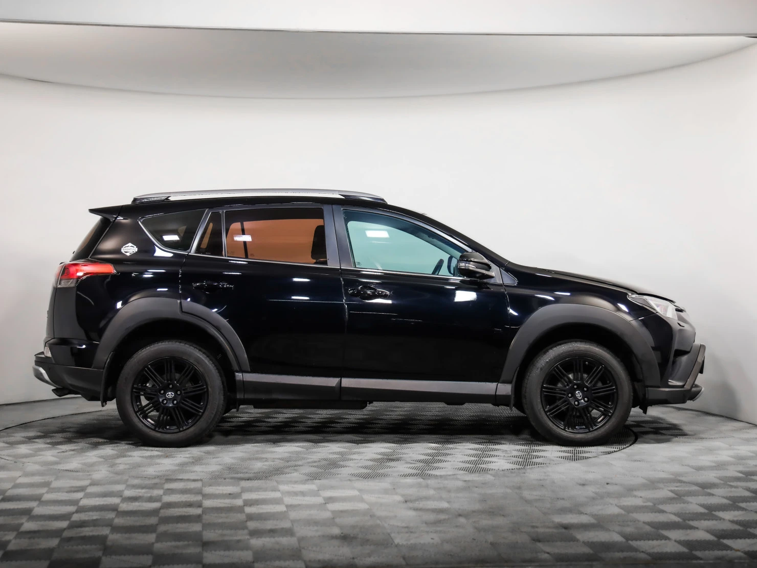Toyota RAV4, 2018