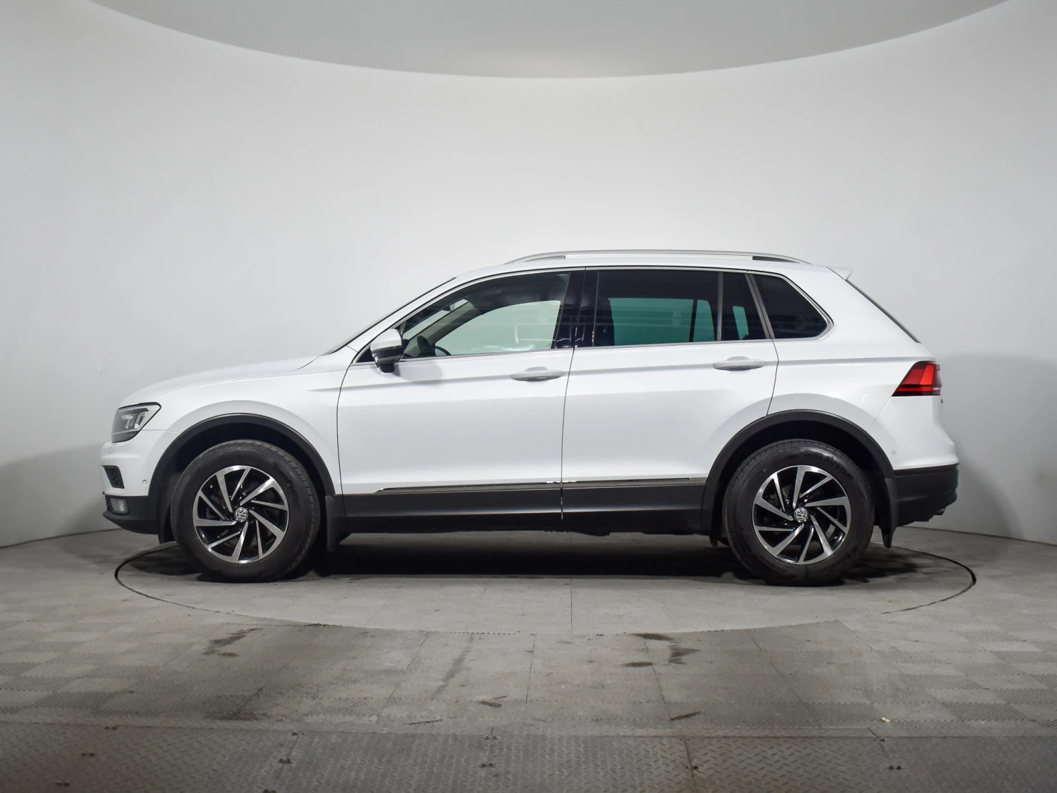 Volkswagen Tiguan, 2018