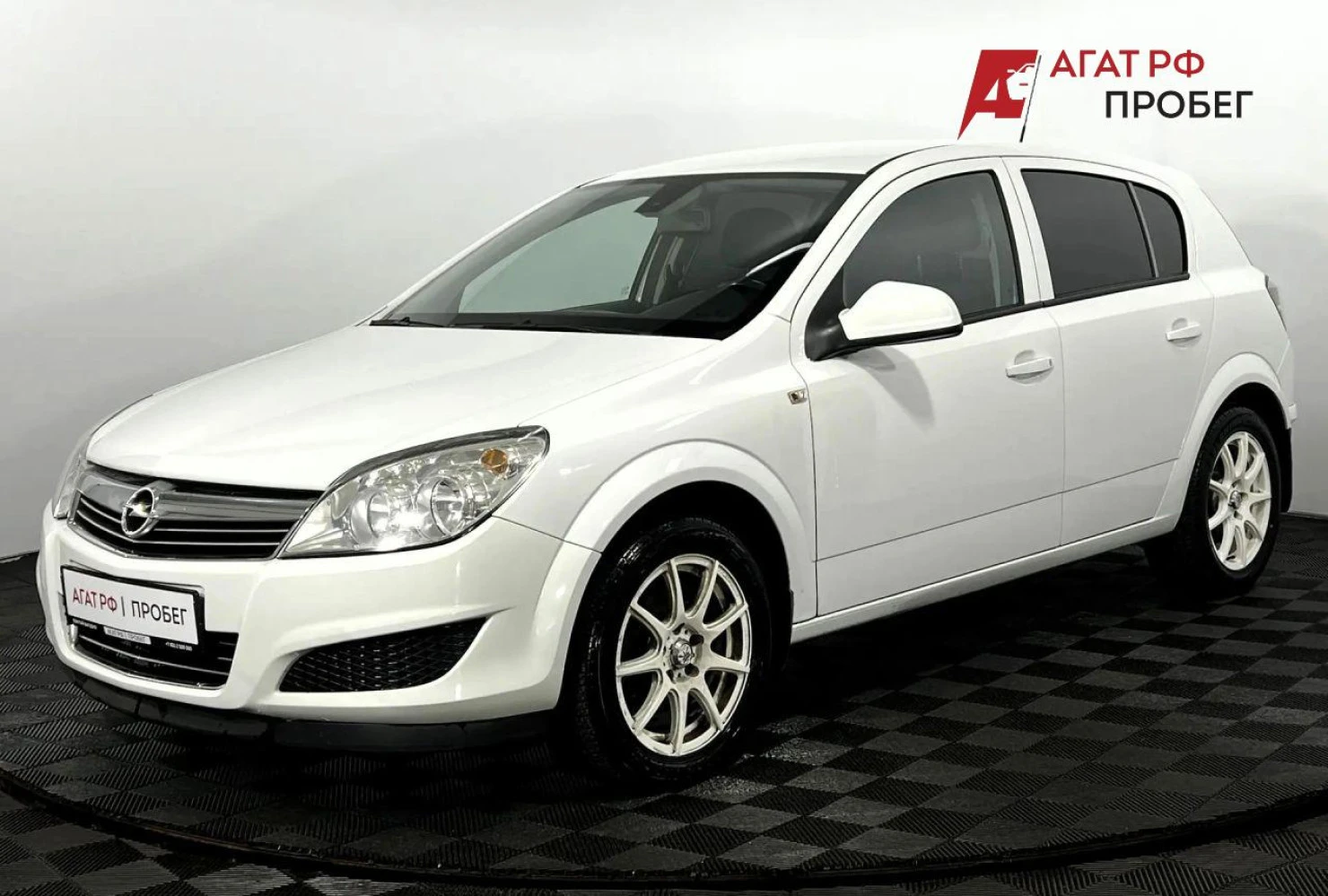 Opel Astra, 2012