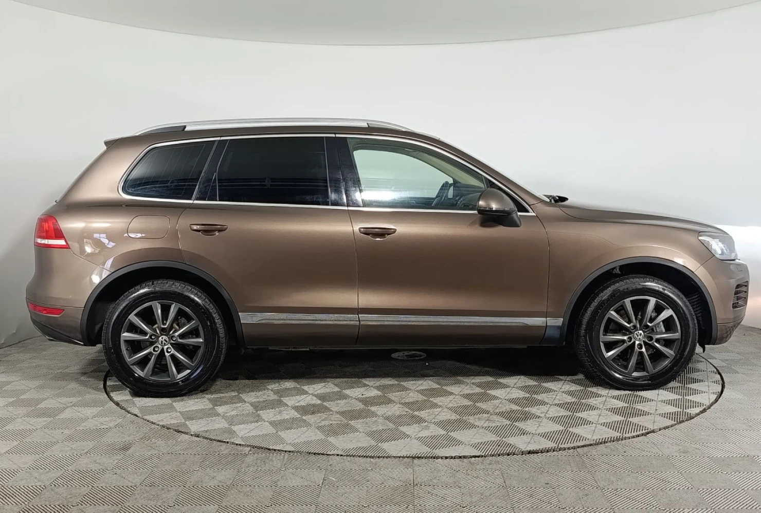 Volkswagen Touareg, 2011