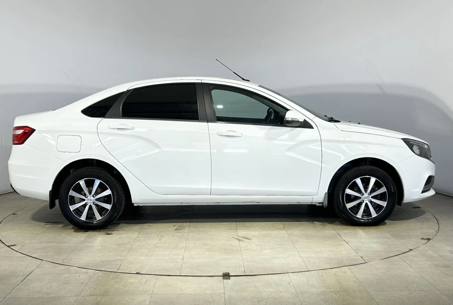 LADA (ВАЗ) Vesta, 2021