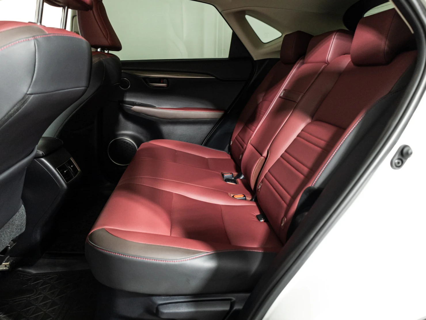 Lexus NX, 2018