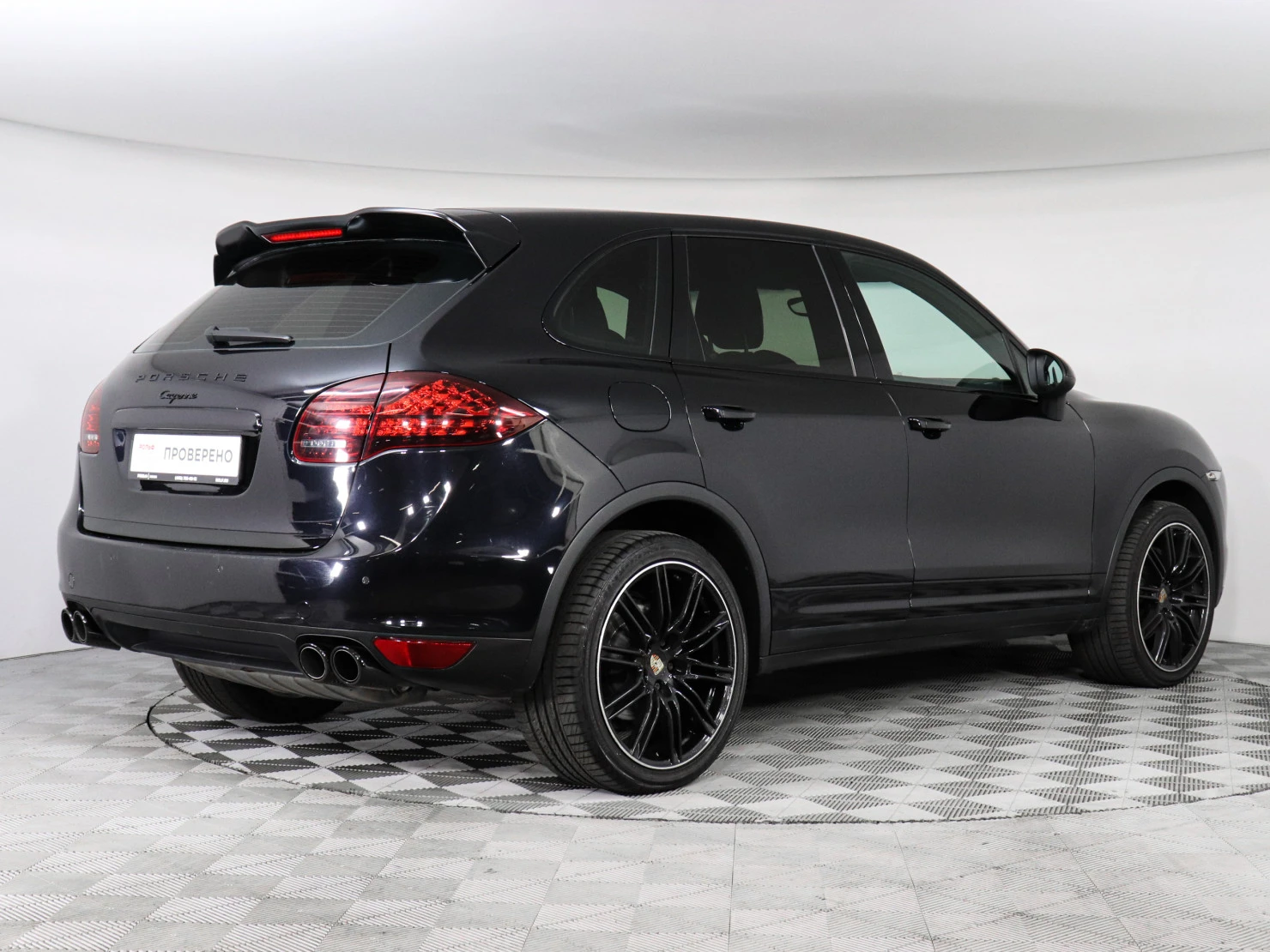 Porsche Cayenne, 2012
