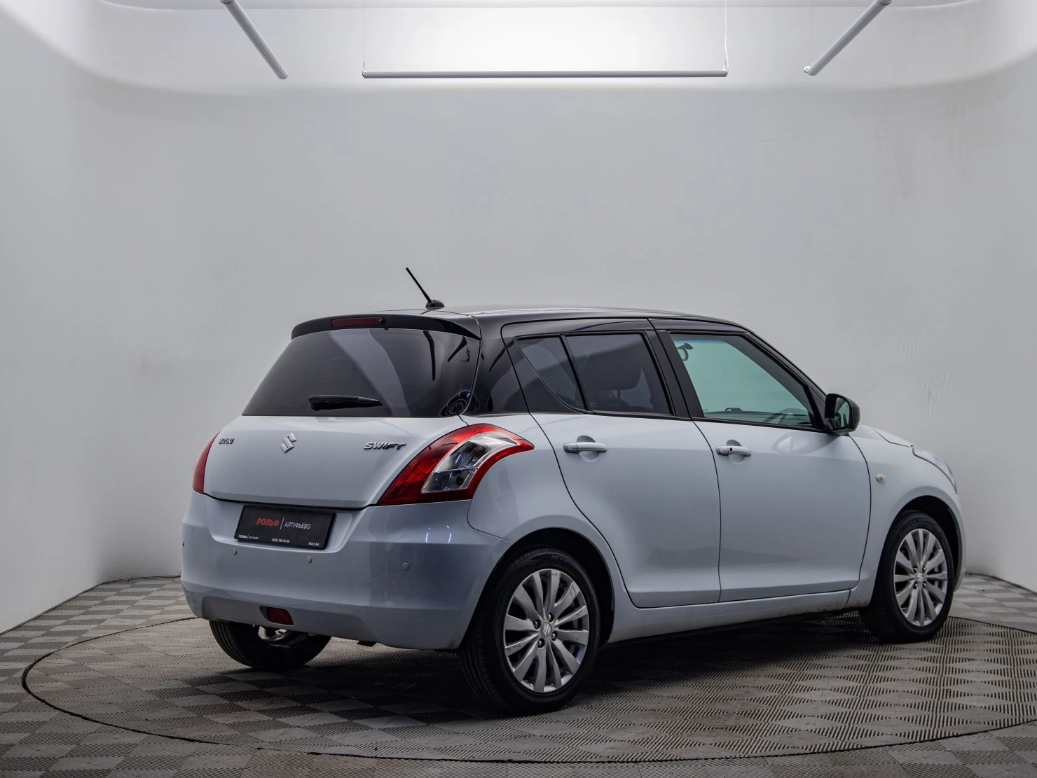 Suzuki Swift, 2011
