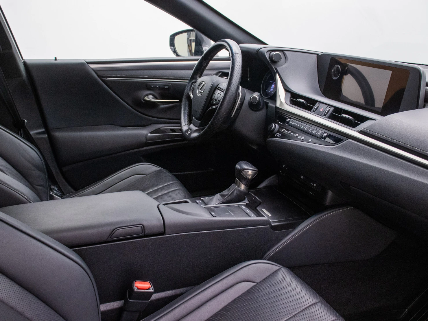 Lexus ES, 2020
