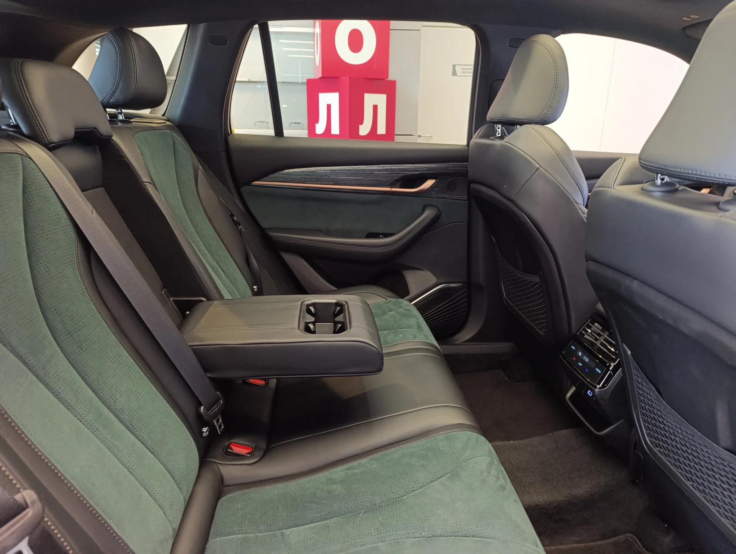 Geely Monjaro, 2023