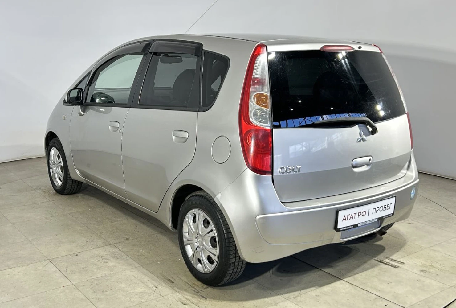 Mitsubishi Colt, 2004