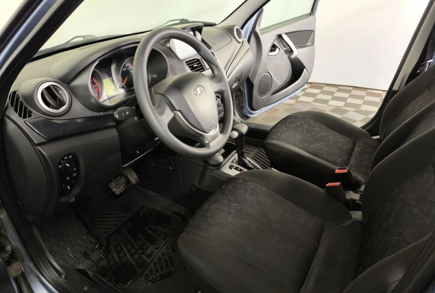LADA (ВАЗ) Kalina, 2015