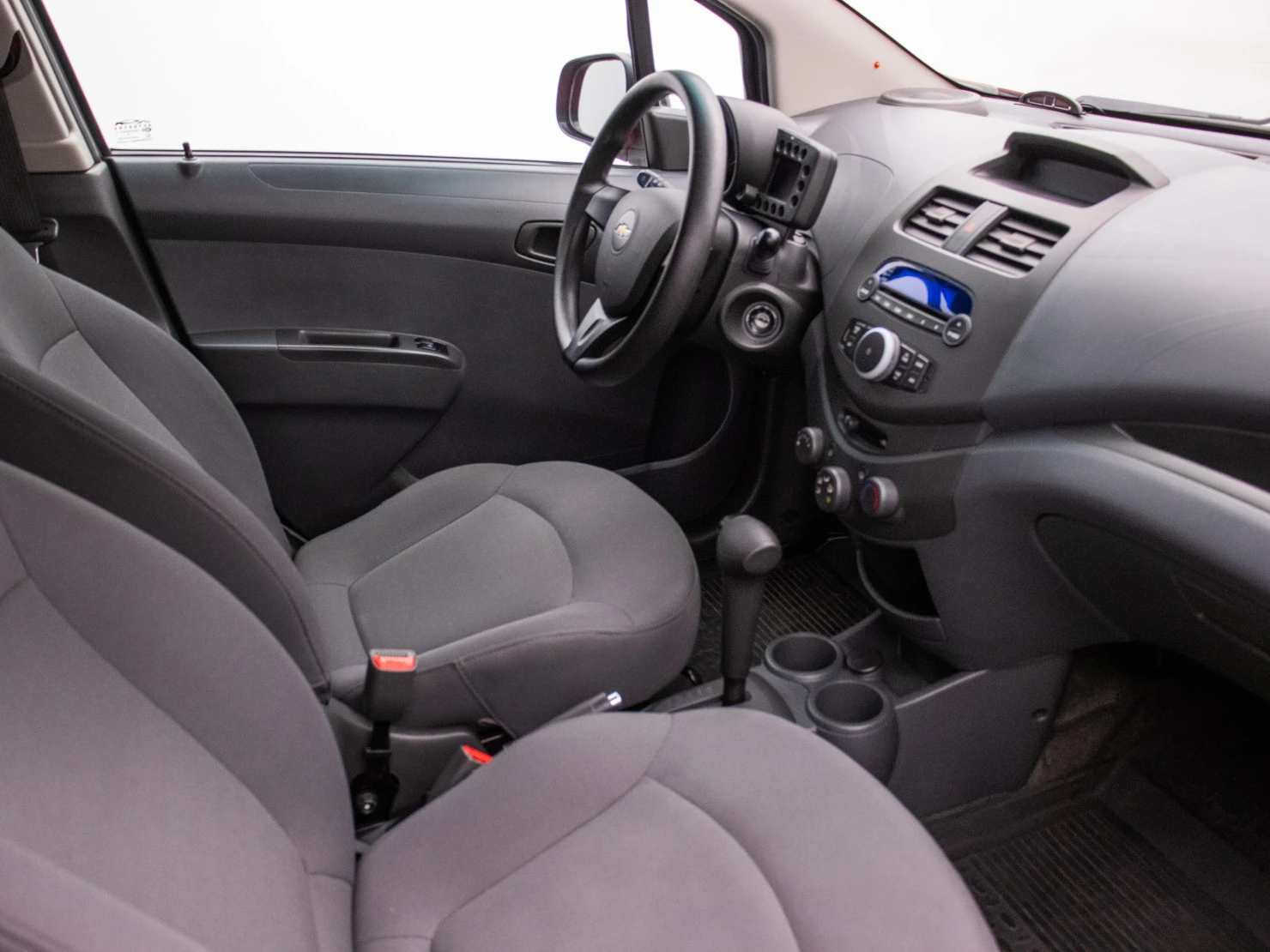 Chevrolet Spark, 2013