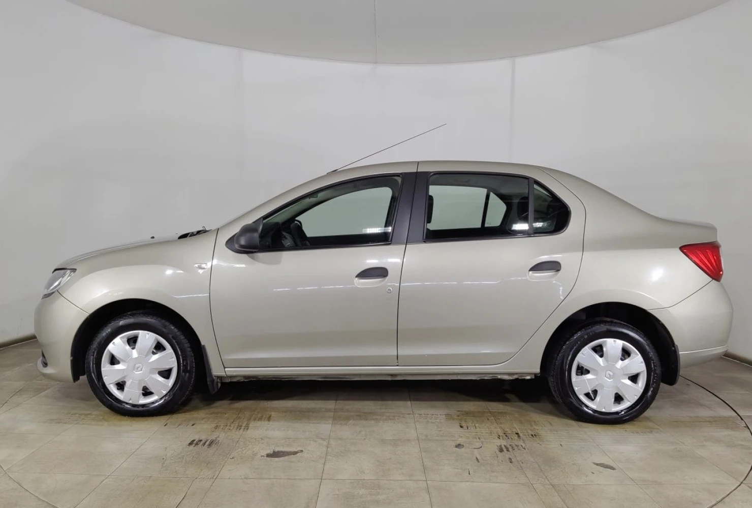 Renault Logan, 2014