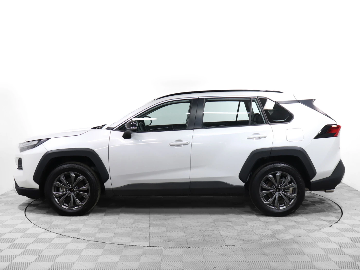 Toyota RAV4, 2025