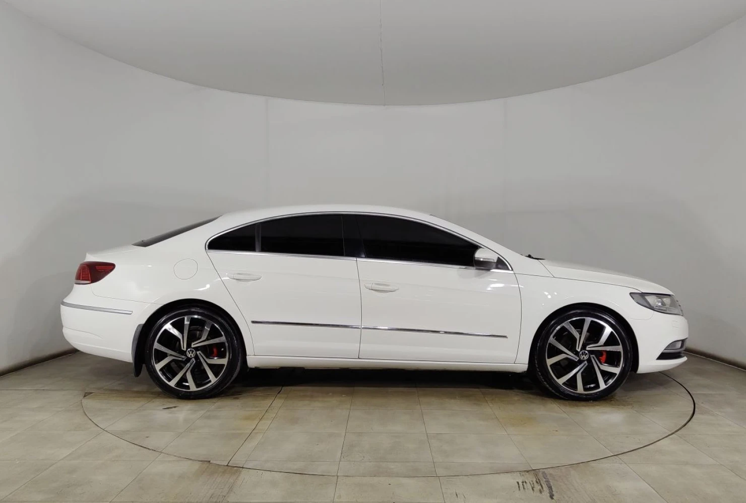 Volkswagen Passat CC, 2013