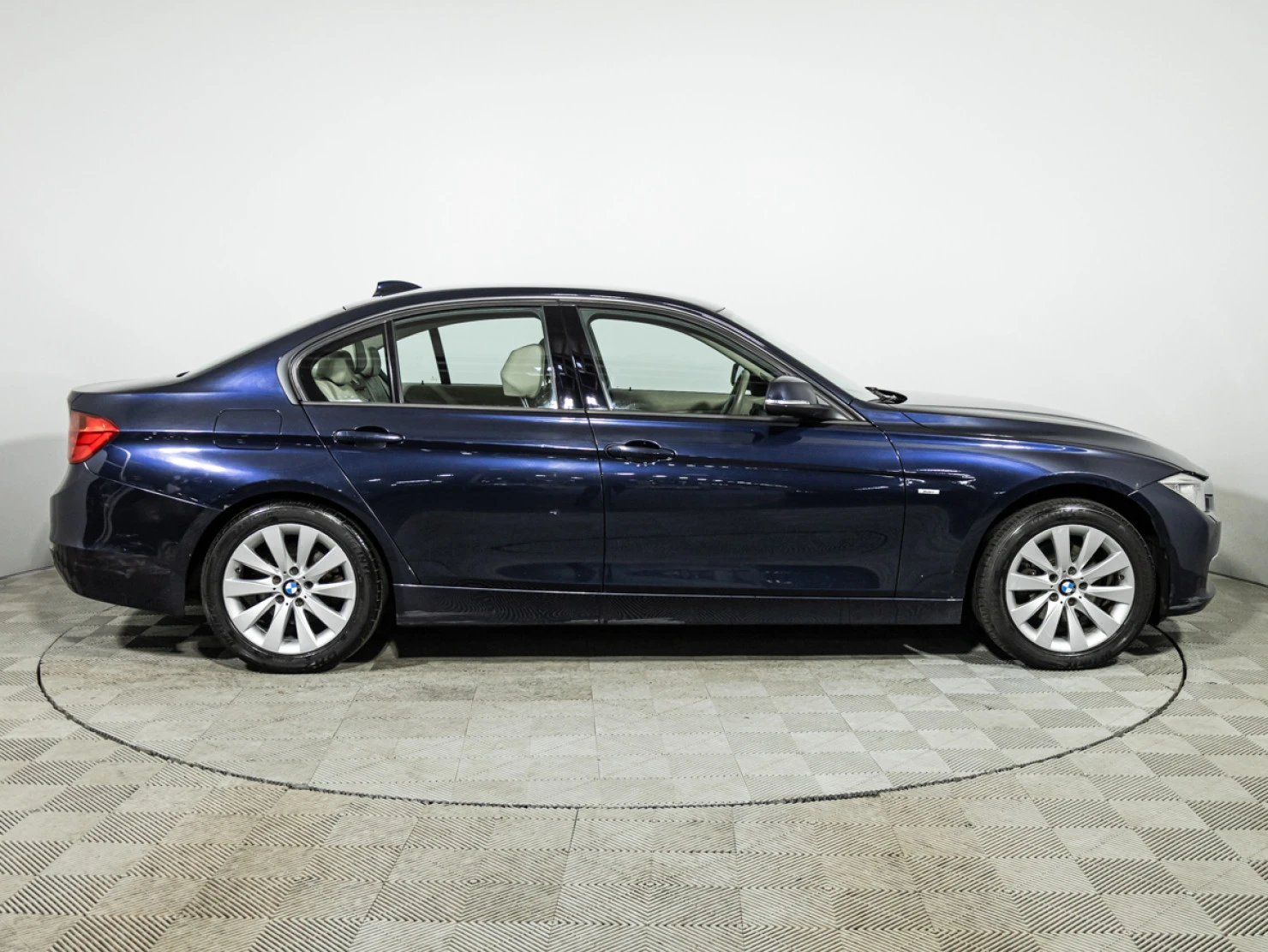 BMW 3 серии, 2012