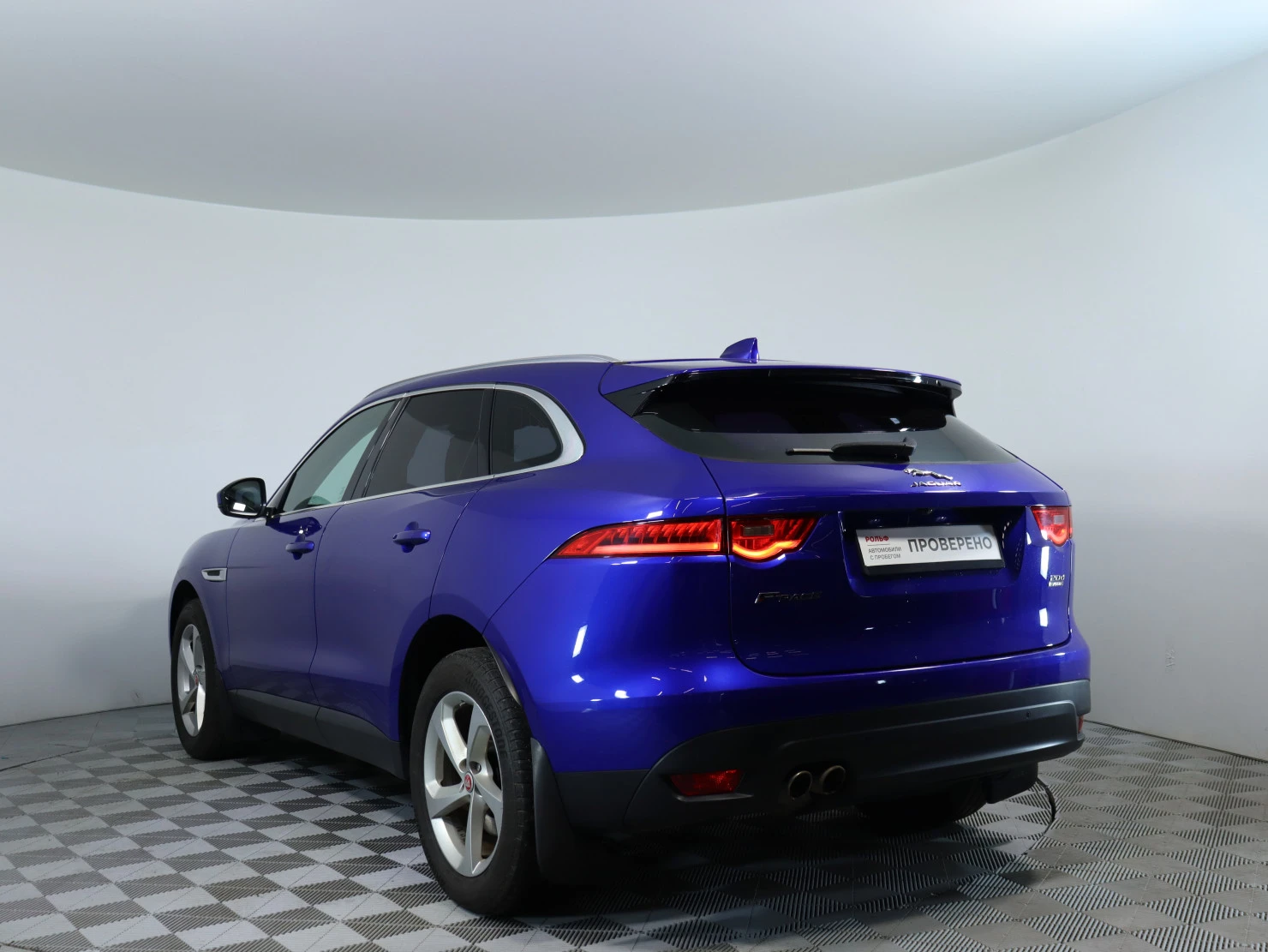 Jaguar F-PACE, 2018