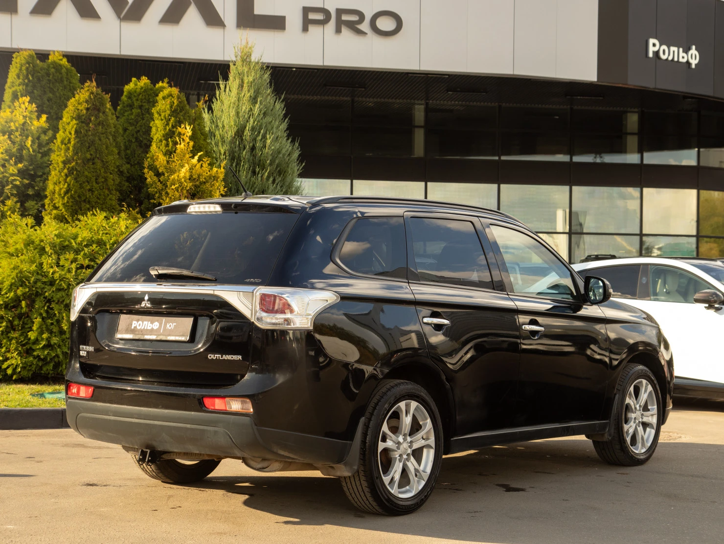 Mitsubishi OUTLANDER, 2013