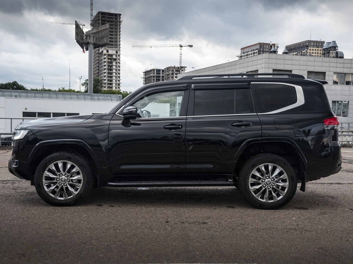 Toyota Land Cruiser, 2024