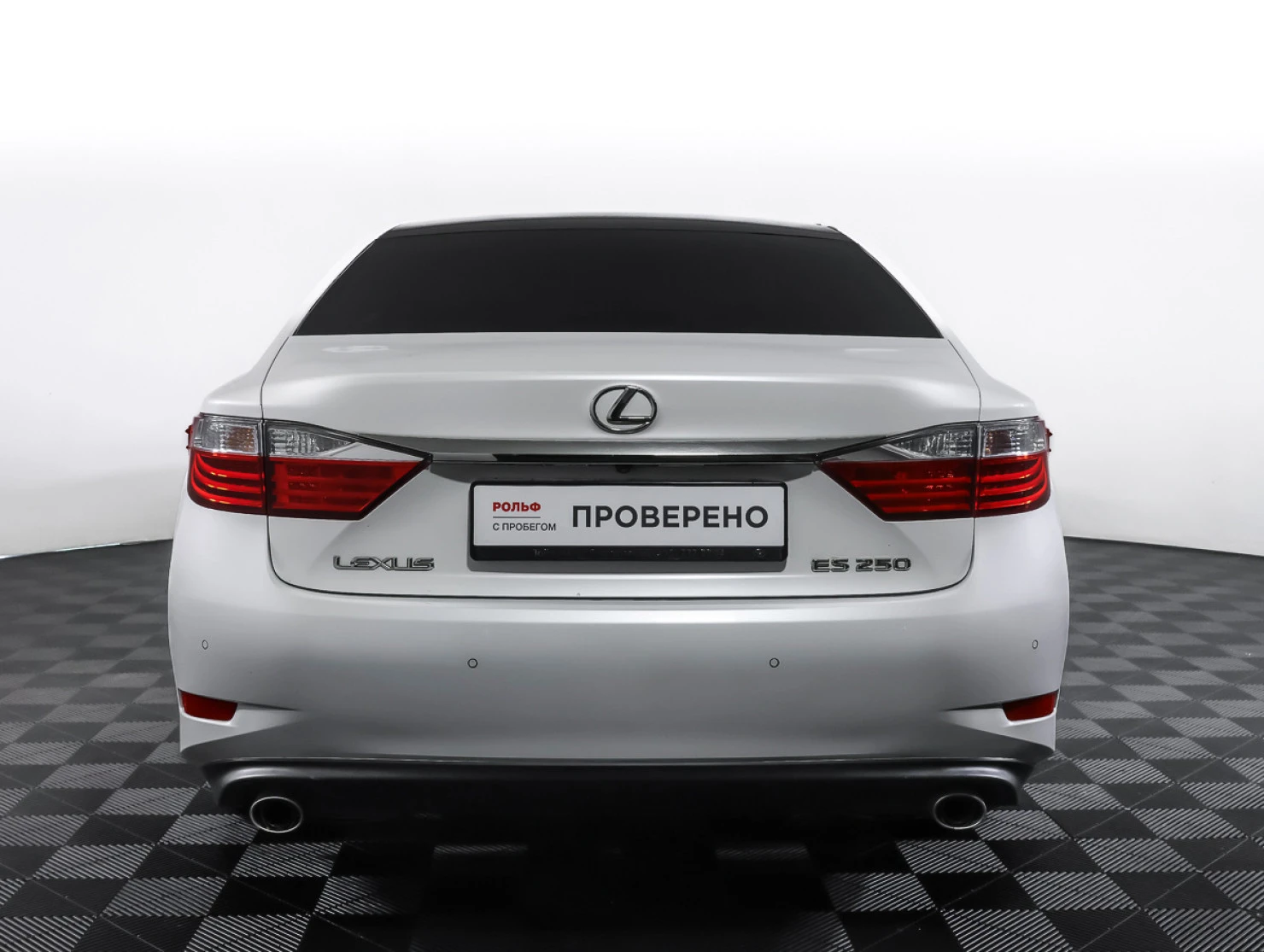 Lexus ES, 2015