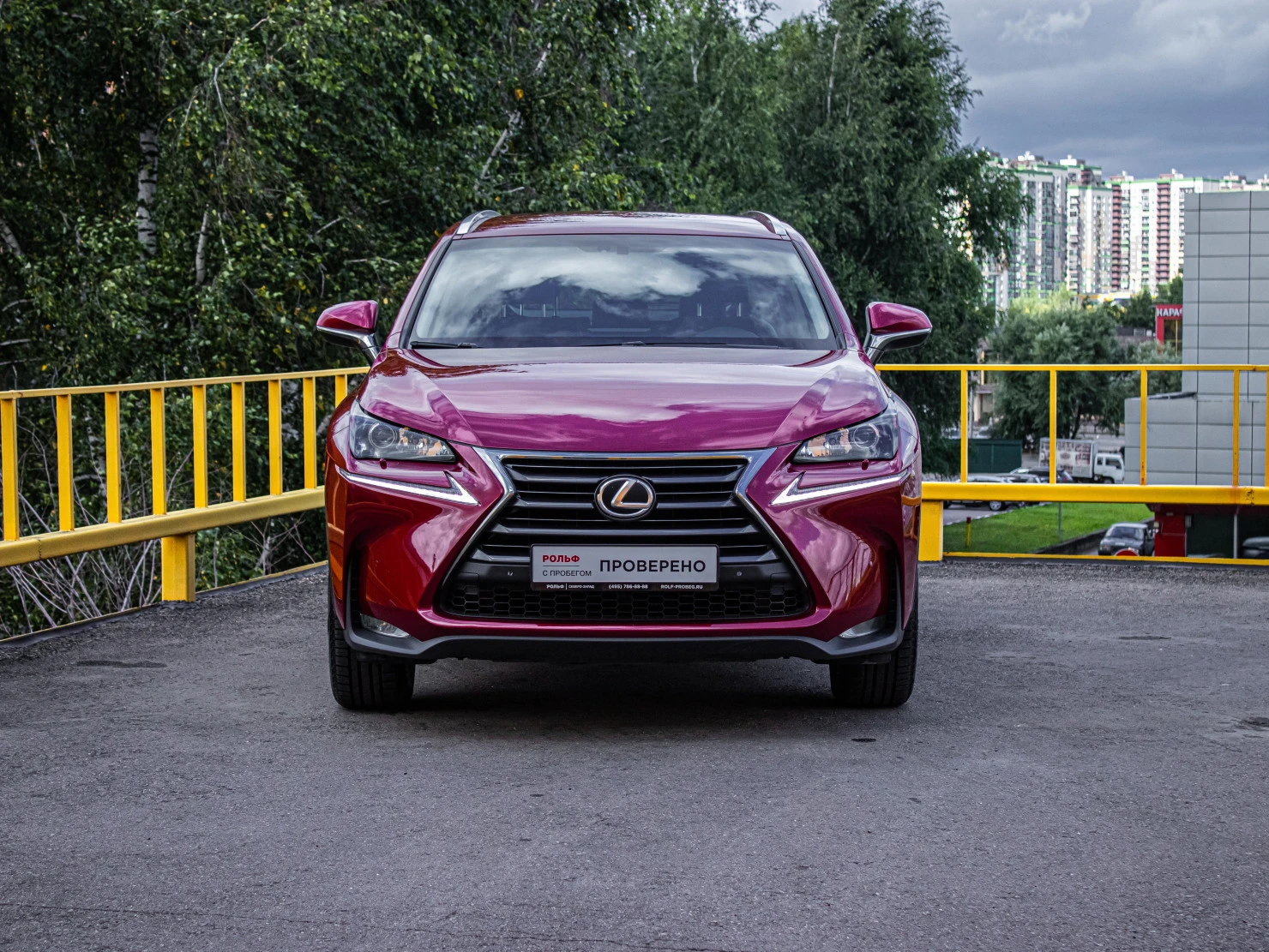 Lexus NX, 2016