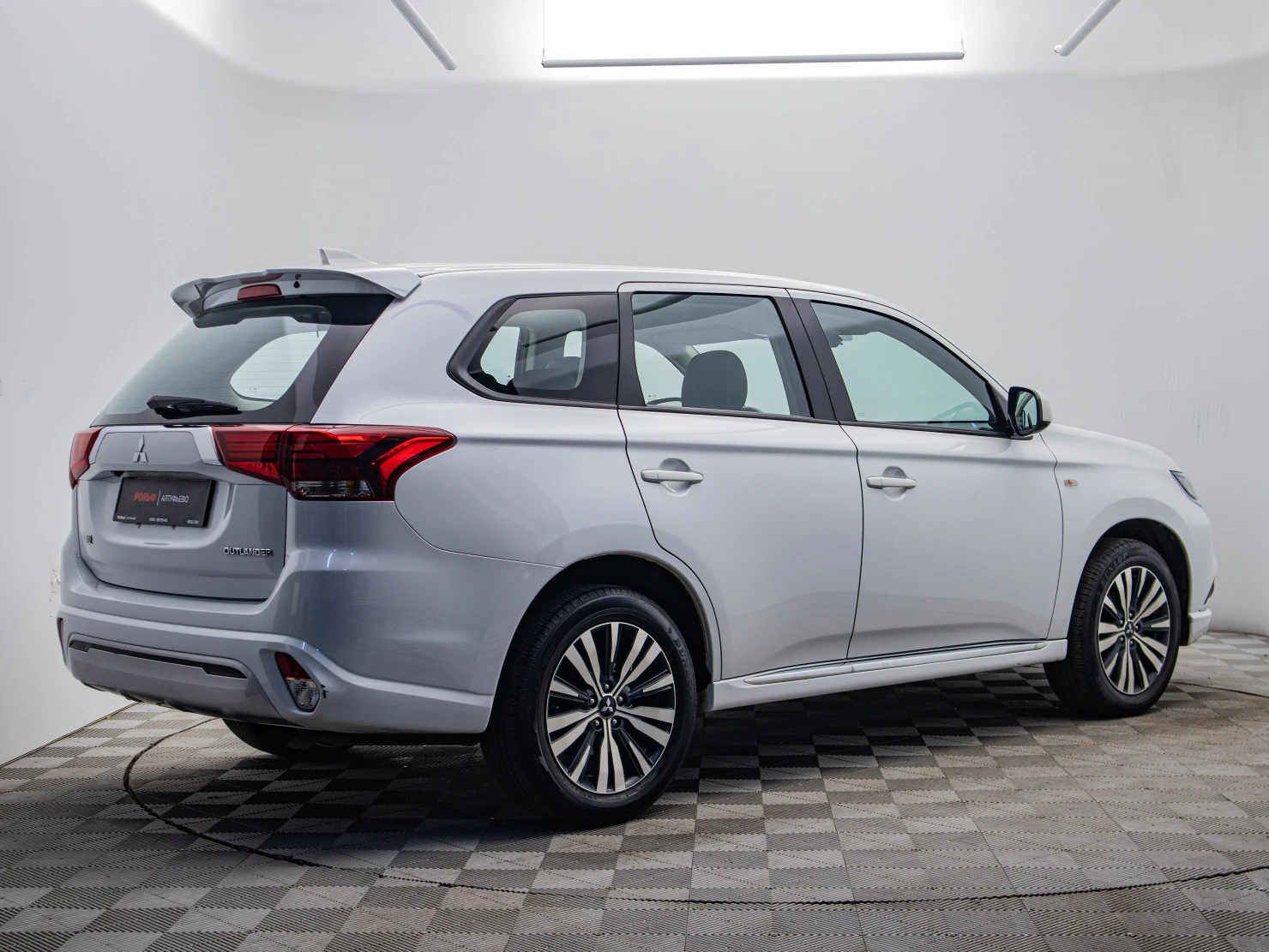Mitsubishi OUTLANDER, 2022