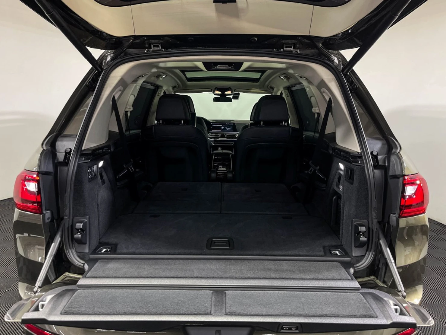 BMW X7, 2021