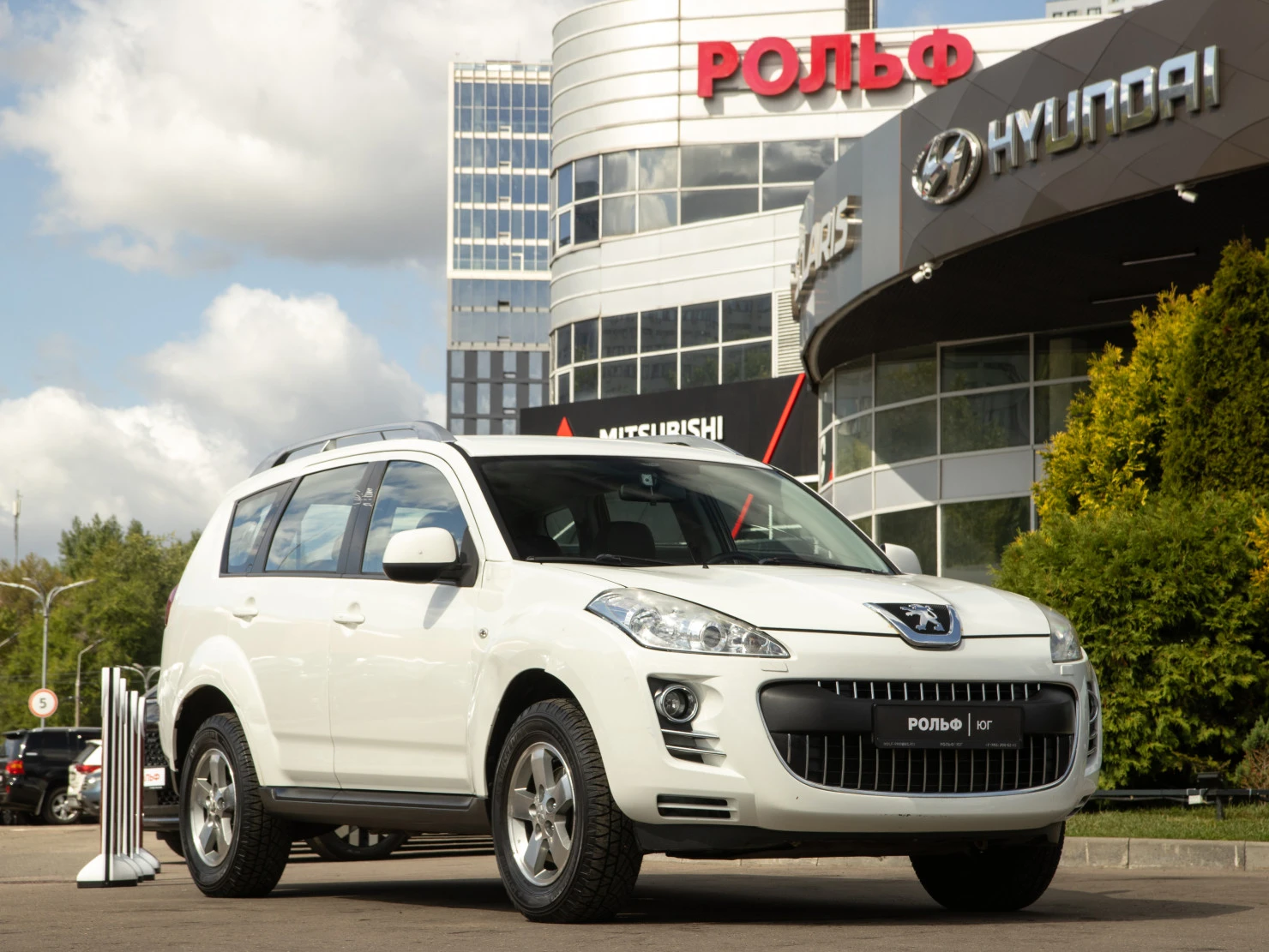 Peugeot 4007, 2008