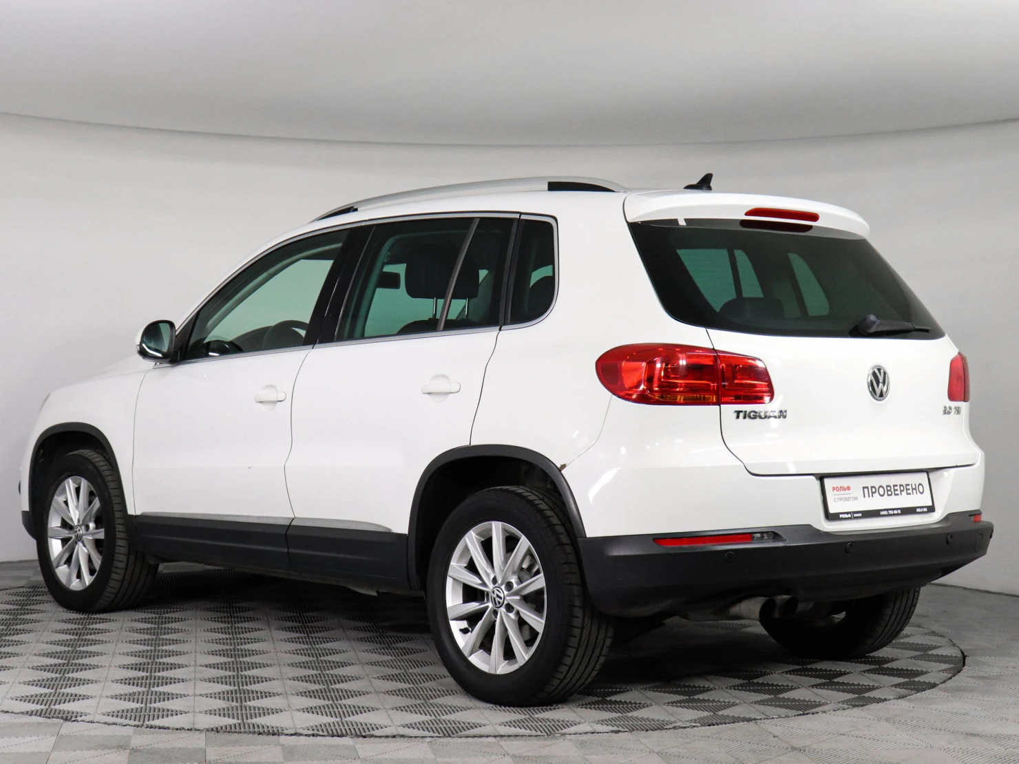 Volkswagen Tiguan, 2011
