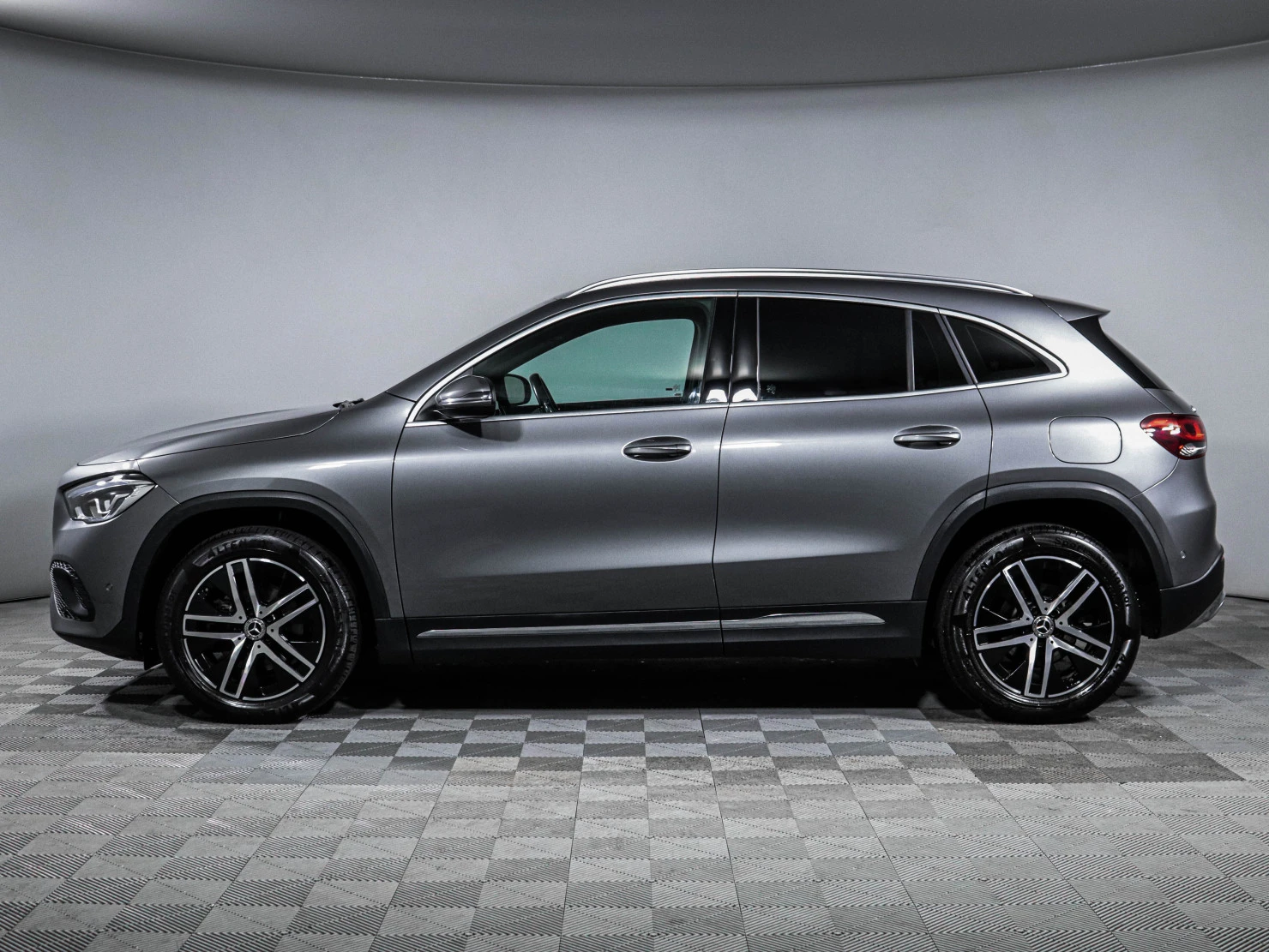 Mercedes-Benz GLA, 2020