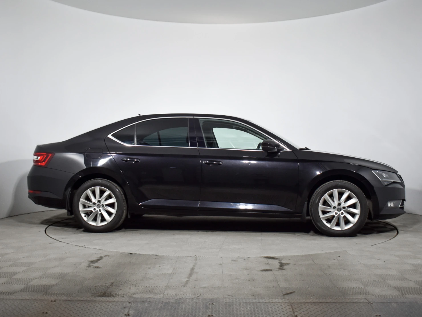 ŠKODA SUPERB, 2019