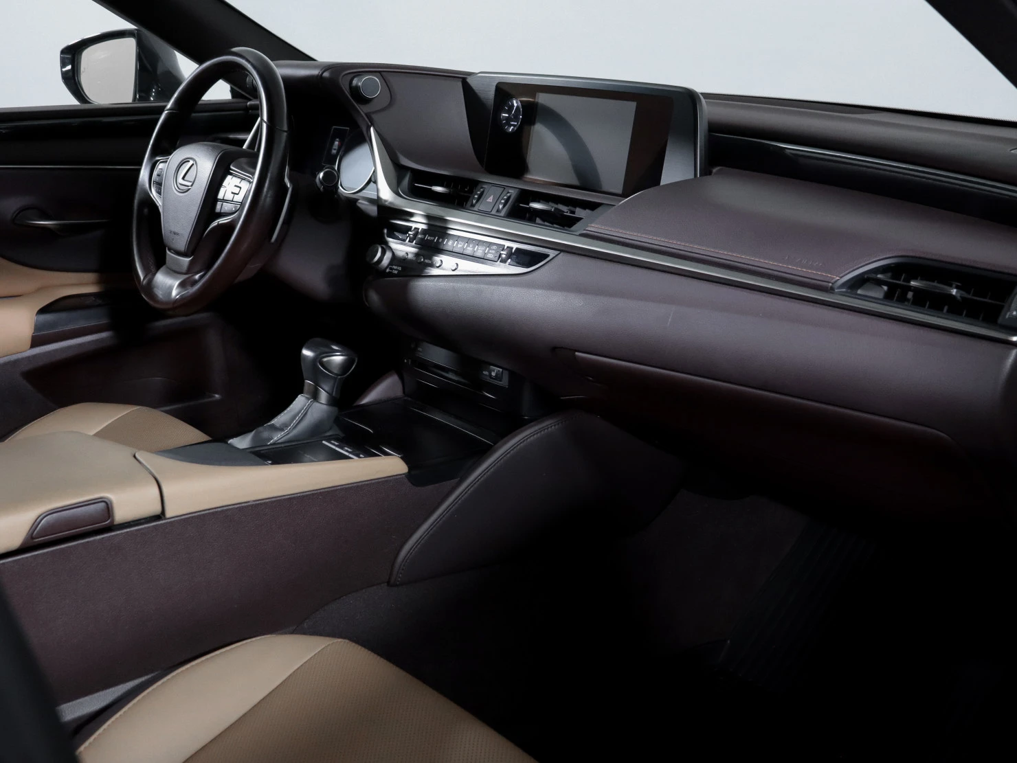 Lexus ES, 2021