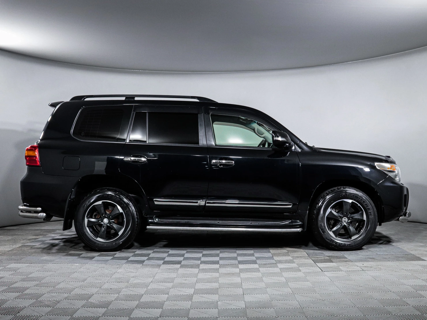 Toyota Land Cruiser, 2014