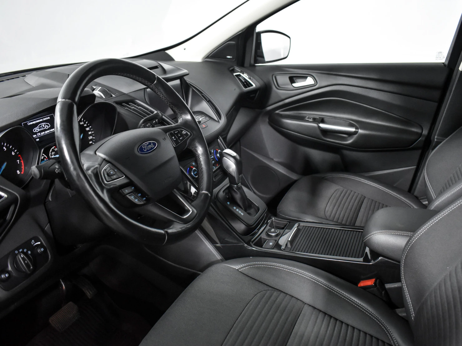 Ford KUGA, 2017