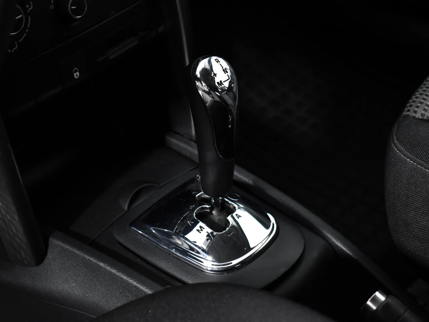 Peugeot 207, 2010