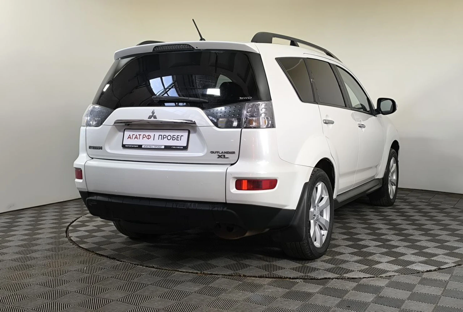 Mitsubishi OUTLANDER, 2011