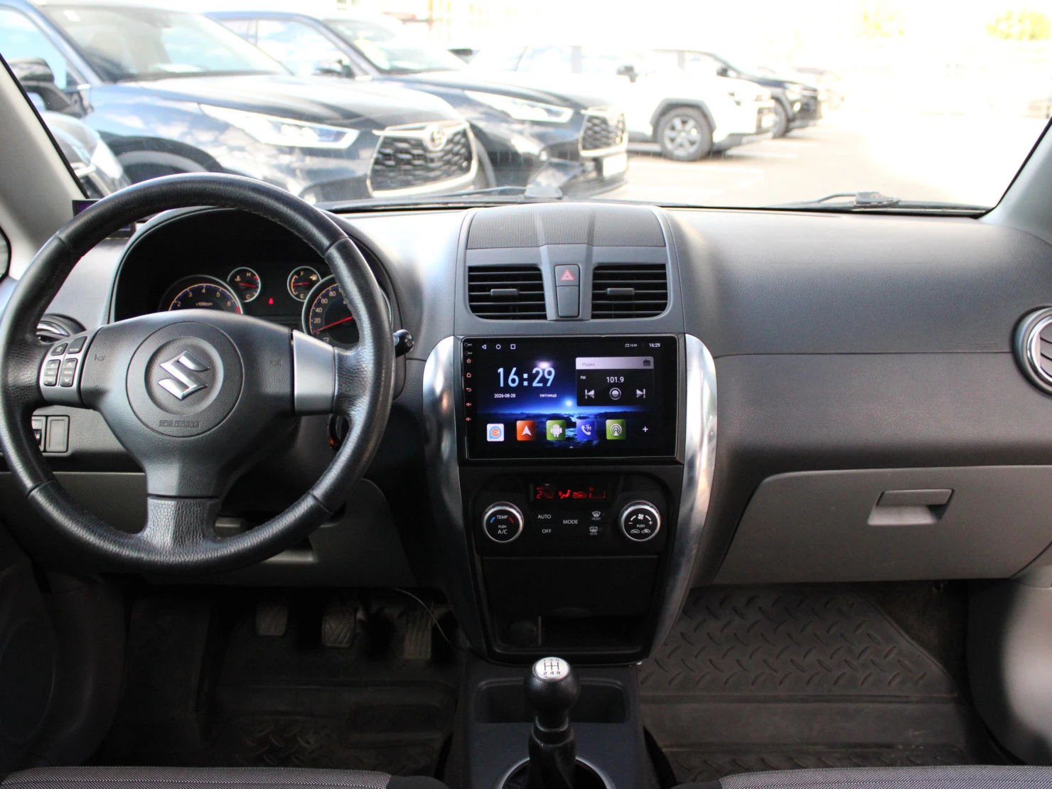 Suzuki SX4, 2010