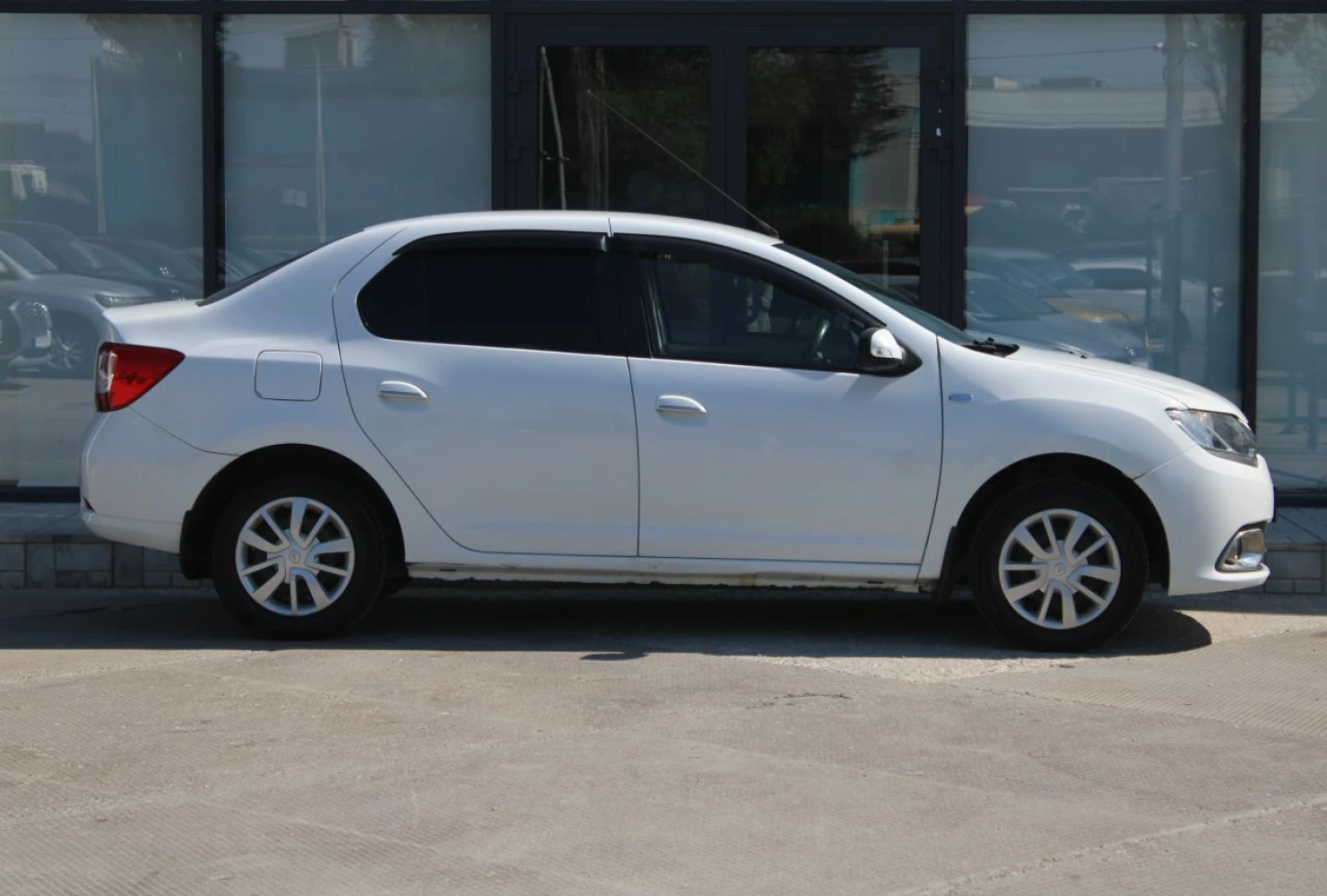 Renault Logan, 2016