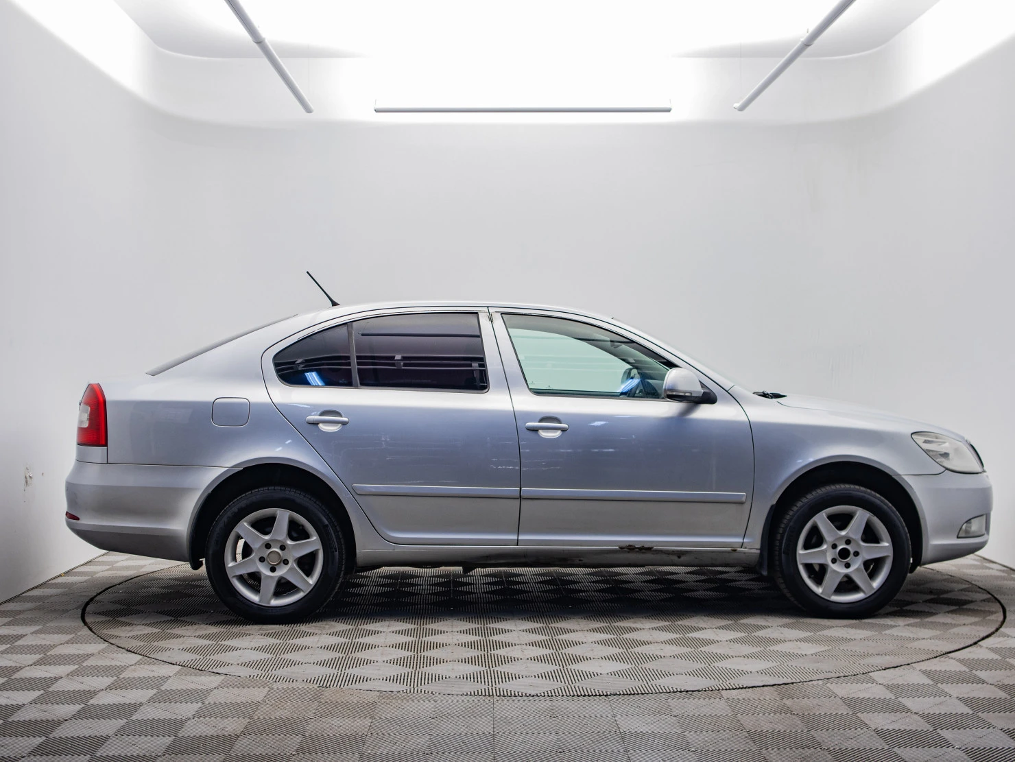 ŠKODA OCTAVIA, 2011