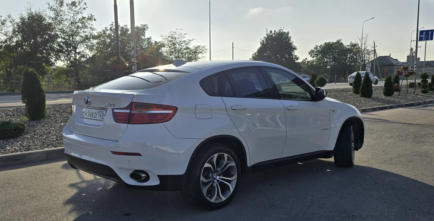 BMW X6, 2012