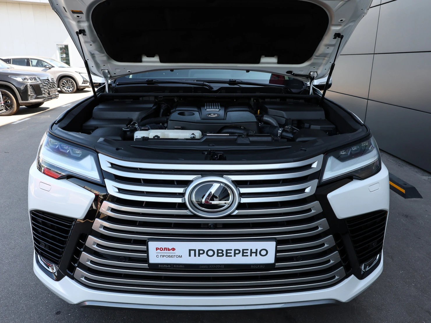 Lexus LX, 2022