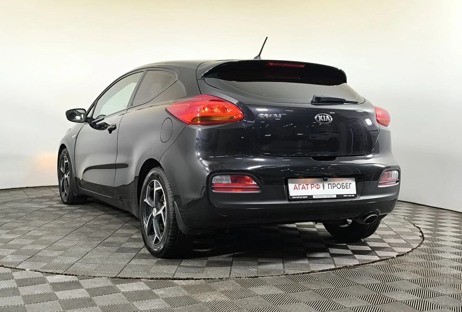 Kia Ceed, 2013