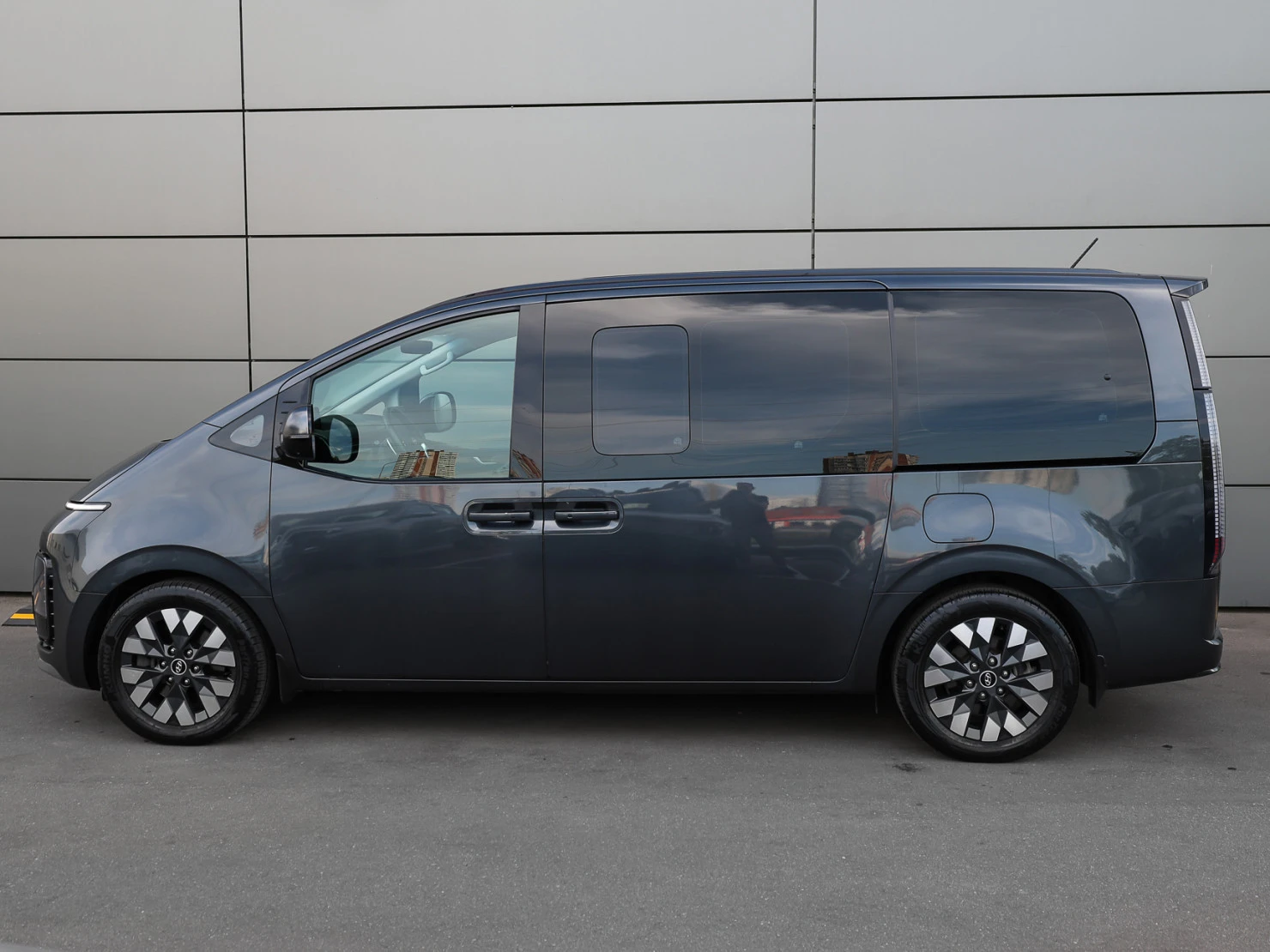 Hyundai Staria, 2021