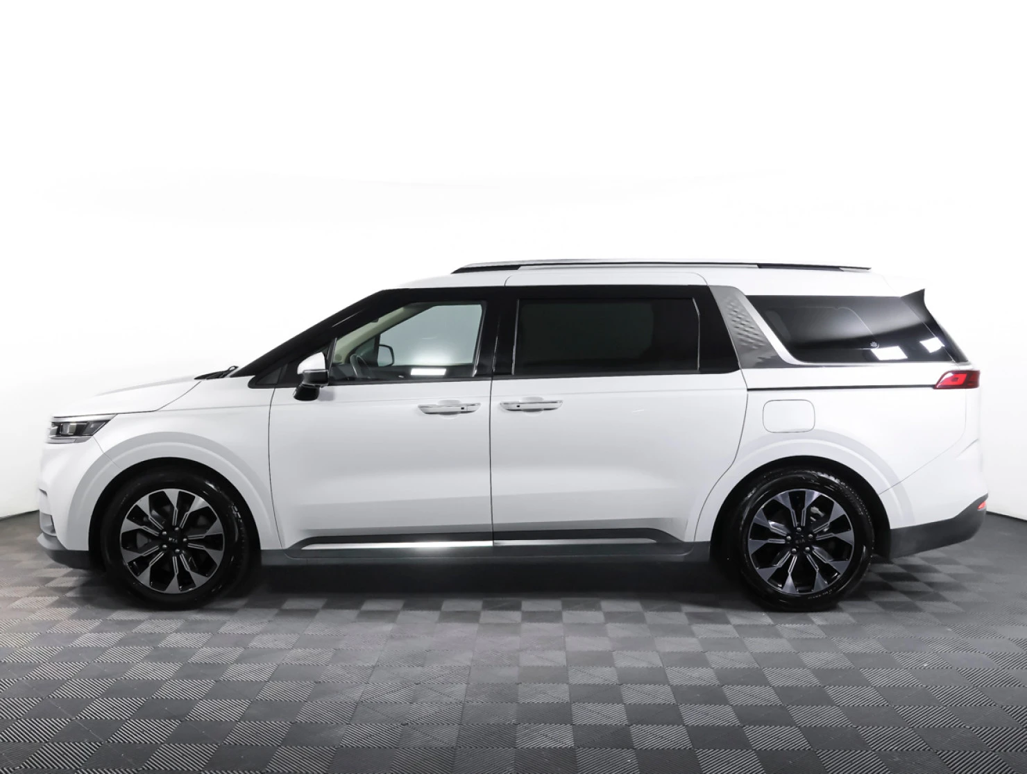 Kia Carnival, 2023