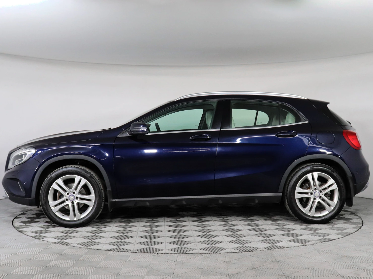 Mercedes-Benz GLA, 2016