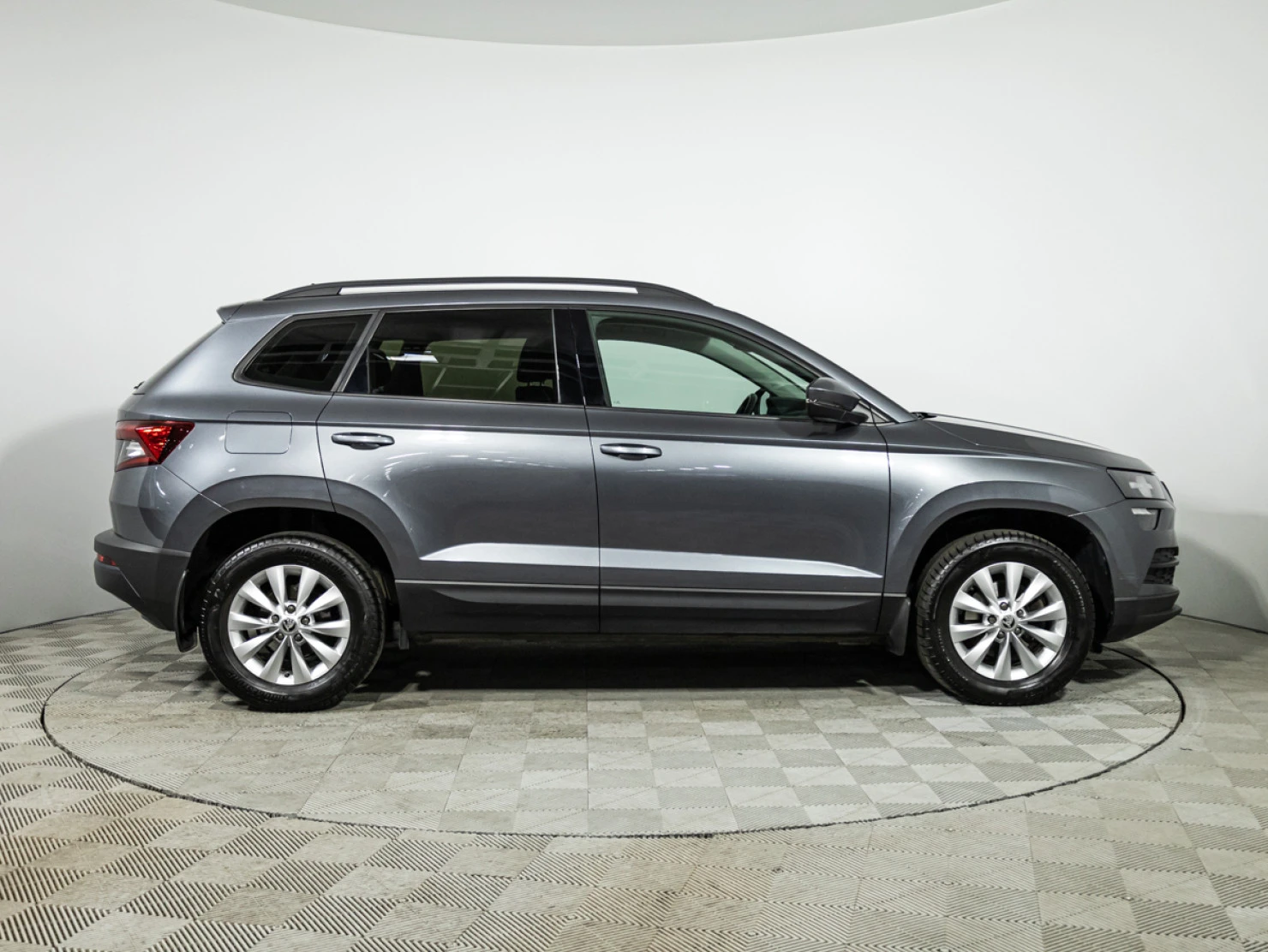 ŠKODA KAROQ, 2020